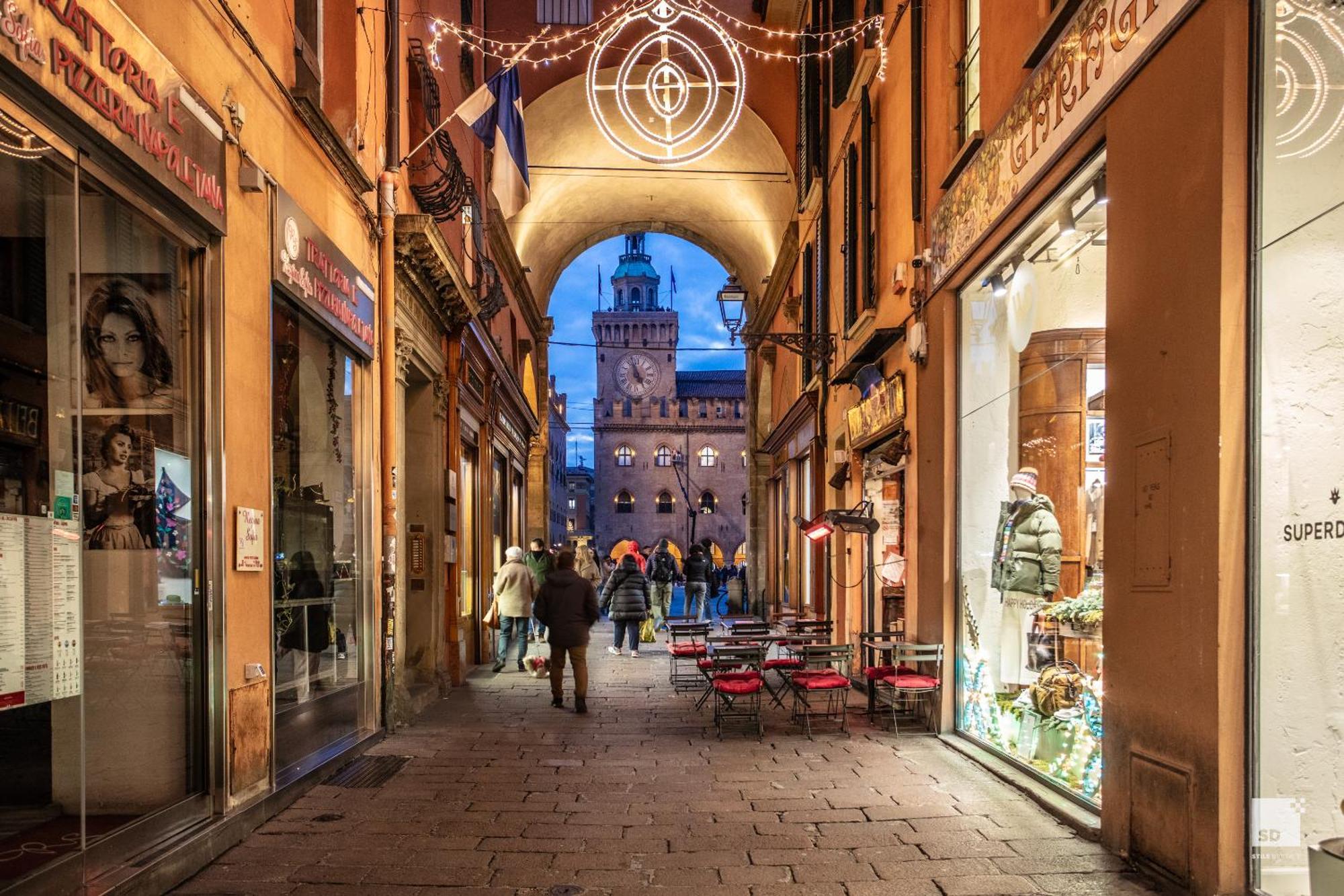 Urbanicooh Paracelso - Piazza Maggiore View Bologna Exteriör bild